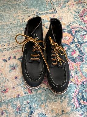 Schnee Men's Elm Moc Toe Lace-Up Boots - color obsidian